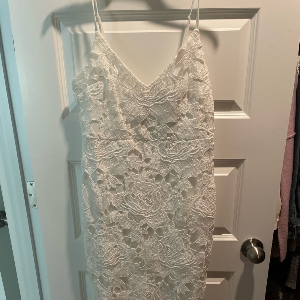 White lace dress